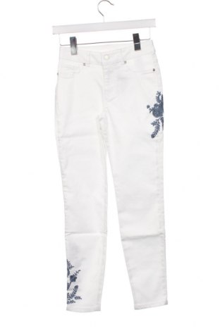 Damskie jeansy Buffalo, Rozmiar XS, Kolor Biały, Cena 74,37 zł