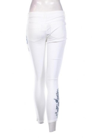 Damen Jeans Buffalo, Größe S, Farbe Weiß, Preis € 9,11
