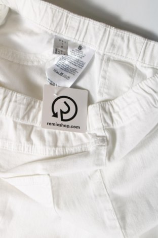 Dámské džíny  C&A, Velikost M, Barva Bílá, Cena  462,00 Kč