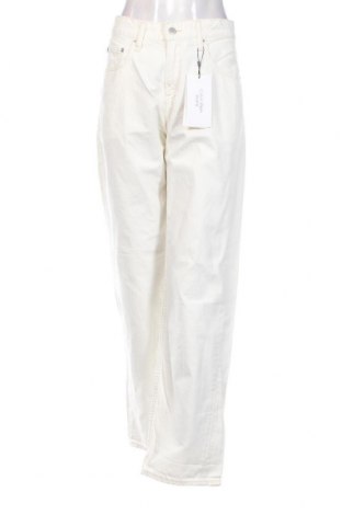 Γυναικείο Τζίν Calvin Klein Jeans, Μέγεθος XL, Χρώμα Λευκό, Τιμή 48,25 €