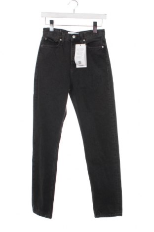 Dámske džínsy  Calvin Klein Jeans, Veľkosť S, Farba Sivá, Cena  45,83 €