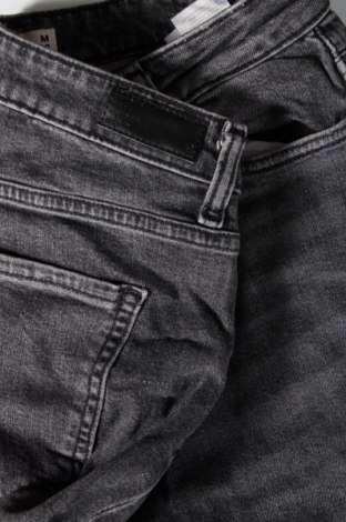 Damen Jeans Cubus, Größe M, Farbe Grau, Preis 3,03 €