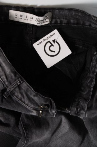 Damen Jeans Denim Co., Größe M, Farbe Grau, Preis 3,03 €