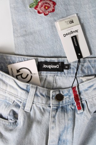 Dámske džínsy  Desigual, Veľkosť M, Farba Modrá, Cena  47,88 €