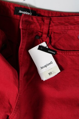 Dámske džínsy  Desigual, Veľkosť M, Farba Červená, Cena  47,88 €