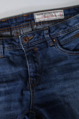 Damskie jeansy Edc By Esprit, Rozmiar XL, Kolor Niebieski, Cena 48,48 zł
