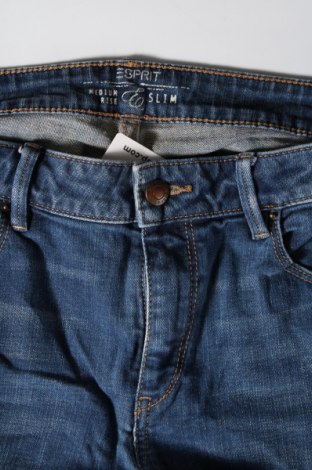 Damskie jeansy Esprit, Rozmiar L, Kolor Niebieski, Cena 131,14 zł