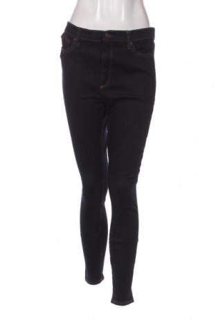 Γυναικείο Τζίν Gap, Μέγεθος M, Χρώμα Μπλέ, Τιμή 14,85 €