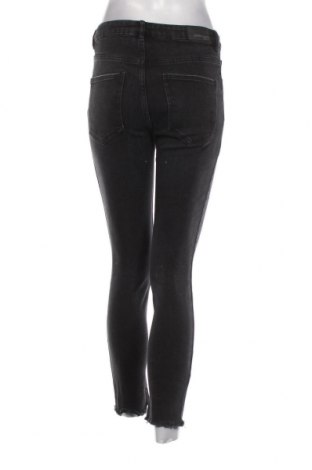 Damen Jeans Gina Tricot, Größe M, Farbe Schwarz, Preis 9,42 €