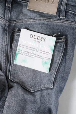 Dámske džínsy  Guess, Veľkosť S, Farba Modrá, Cena  53,20 €