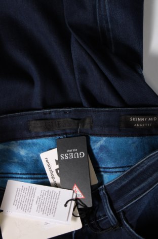 Damen Jeans Guess, Größe S, Farbe Blau, Preis 44,33 €