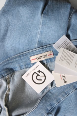 Dámske džínsy  Guess, Veľkosť L, Farba Modrá, Cena  41,67 €