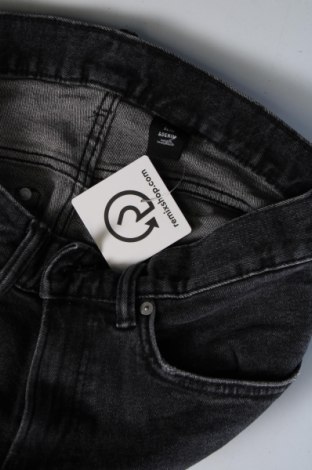 Damen Jeans H&M, Größe M, Farbe Grau, Preis 6,68 €