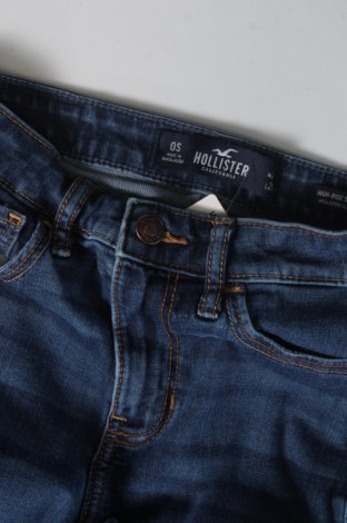 Blugi de femei Hollister, Mărime XXS, Culoare Albastru, Preț 56,33 Lei