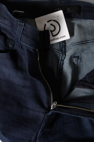 Damen Jeans J Brand, Größe S, Farbe Blau, Preis 34,07 €