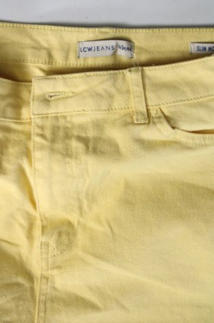 Damskie jeansy LC Waikiki, Rozmiar L, Kolor Żółty, Cena 38,62 zł