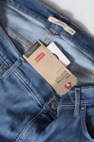 Дамски дънки Levi's, Размер 3XL, Цвят Син, Цена 172,00 лв.