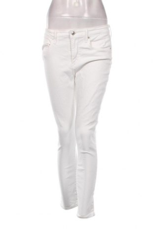 Γυναικείο Τζίν Levi's, Μέγεθος M, Χρώμα Λευκό, Τιμή 29,27 €