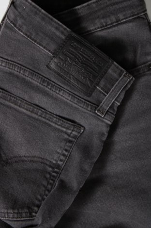 Damen Jeans Levi's, Größe M, Farbe Grau, Preis € 34,58
