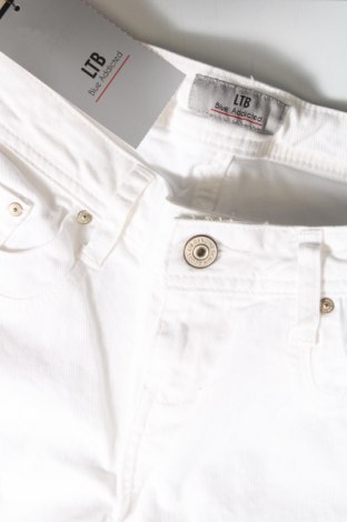 Damen Jeans Ltb, Größe M, Farbe Weiß, Preis 47,94 €