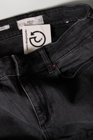 Dámske džínsy  Mango, Veľkosť M, Farba Čierna, Cena  19,28 €
