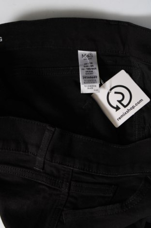 Dámske džínsy  Marks & Spencer, Veľkosť XL, Farba Čierna, Cena  15,31 €
