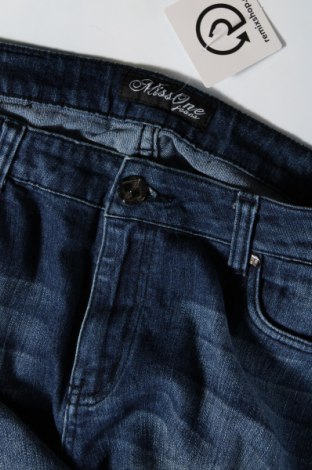 Dámske džínsy  Miss One, Veľkosť XL, Farba Modrá, Cena  8,06 €