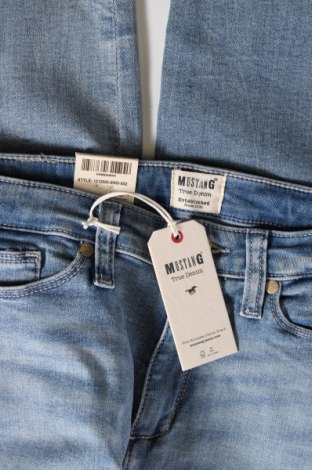 Damen Jeans Mustang, Größe M, Farbe Blau, Preis € 47,94