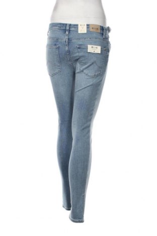 Damen Jeans Mustang, Größe M, Farbe Blau, Preis 47,94 €