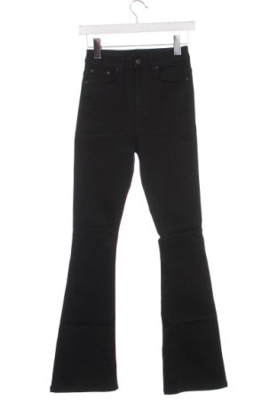 Dámske džínsy  NLY, Veľkosť S, Farba Čierna, Cena  11,63 €