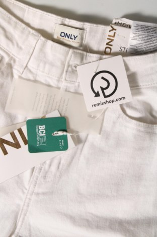 Damen Jeans ONLY, Größe XS, Farbe Weiß, Preis 18,75 €