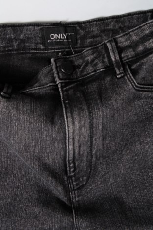 Dámske džínsy  ONLY, Veľkosť M, Farba Sivá, Cena  13,49 €