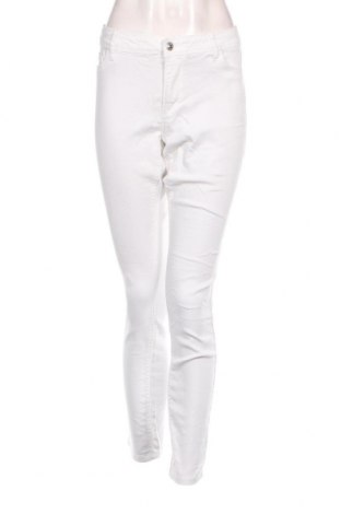Γυναικείο Τζίν ONLY, Μέγεθος L, Χρώμα Λευκό, Τιμή 11,99 €