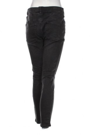 Damen Jeans Oui, Größe M, Farbe Grau, Preis 26,62 €