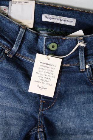 Blugi de femei Pepe Jeans, Mărime M, Culoare Albastru, Preț 288,55 Lei