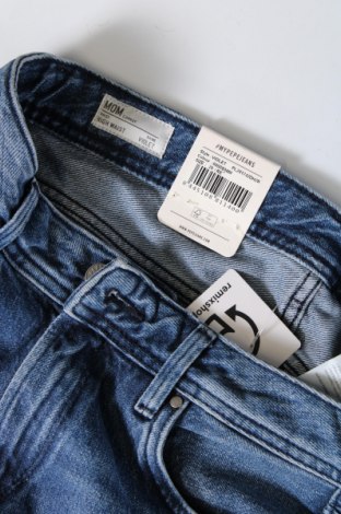 Дамски дънки Pepe Jeans, Размер S, Цвят Син, Цена 79,71 лв.