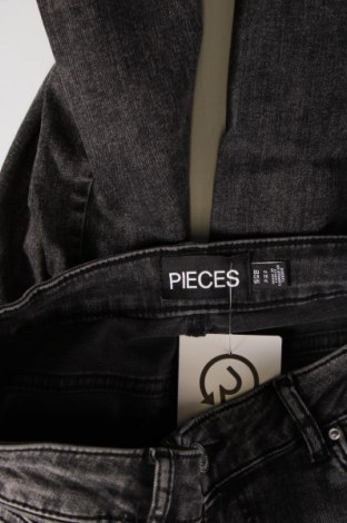 Dámske džínsy  Pieces, Veľkosť L, Farba Sivá, Cena  15,88 €