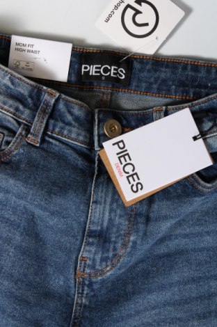 Dámske džínsy  Pieces, Veľkosť S, Farba Modrá, Cena  15,08 €