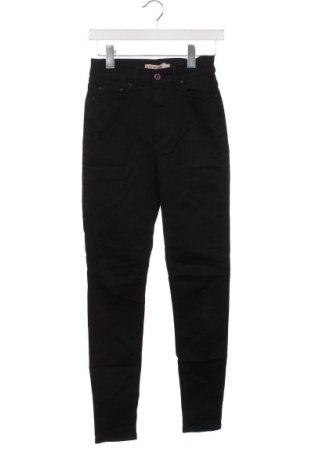 Dámske džínsy  Pieces, Veľkosť S, Farba Čierna, Cena  2,89 €