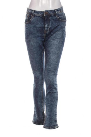 Dámske džínsy  Pull&Bear, Veľkosť XL, Farba Modrá, Cena  9,70 €