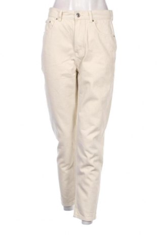 Damen Jeans Pull&Bear, Größe M, Farbe Ecru, Preis € 14,83