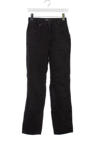 Дамски дънки Pull&Bear, Размер XS, Цвят Черен, Цена 15,95 лв.