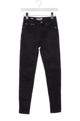 Dámske džínsy  Pull&Bear, Veľkosť XS, Farba Čierna, Cena  8,45 €