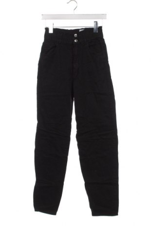 Γυναικείο Τζίν Pull&Bear, Μέγεθος XS, Χρώμα Μαύρο, Τιμή 9,87 €