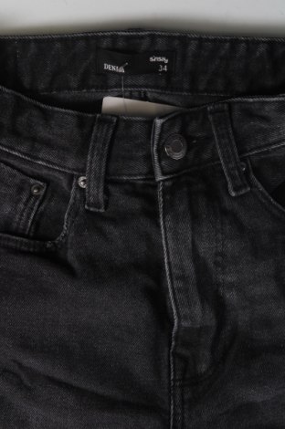 Damen Jeans Sinsay, Größe XS, Farbe Schwarz, Preis 5,64 €