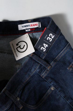 Дамски дънки Tommy Jeans, Размер XL, Цвят Син, Цена 204,00 лв.