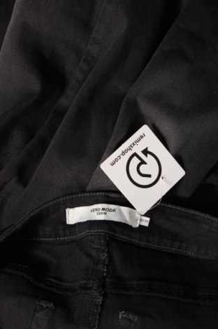 Dámske džínsy  Vero Moda, Veľkosť L, Farba Čierna, Cena  7,52 €