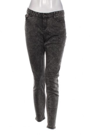 Damen Jeans Yessica, Größe L, Farbe Grau, Preis 12,11 €