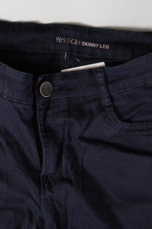Damen Jeans Yessica, Größe M, Farbe Blau, Preis € 3,03