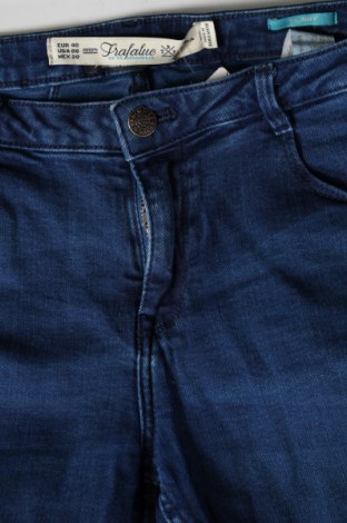 Dámske džínsy  Zara, Veľkosť M, Farba Modrá, Cena  14,00 €